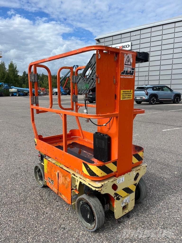 JLG 1230 ES Schaarhoogwerkers