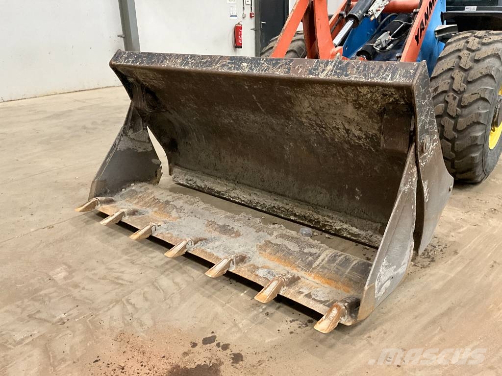 Yanmar V 80 Læssemaskiner på hjul