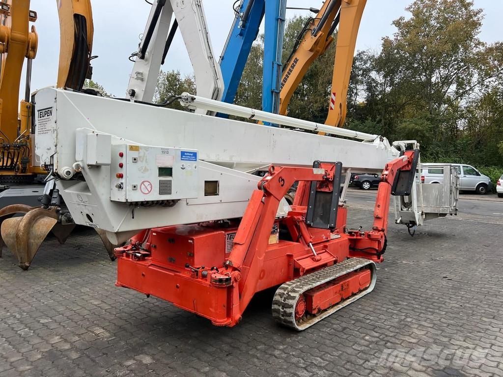 Teupen LEO 30H Plataformas con brazo de elevación manual