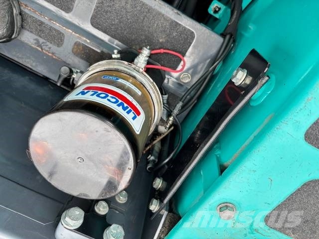 Kobelco SK 160 BR-5 /  Erikoisalustalla YM... حفارات زحافة