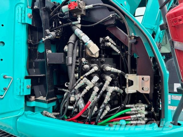 Kobelco SK 160 BR-5 /  Erikoisalustalla YM... حفارات زحافة