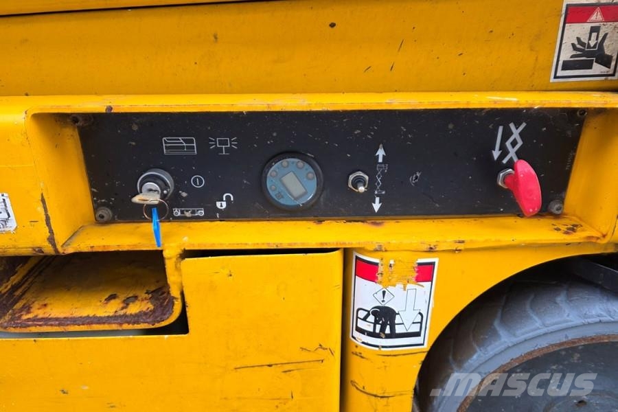 Haulotte Compact 8 As- Is, Electric, 8.2m Working Height, 3 Scissor lifts
