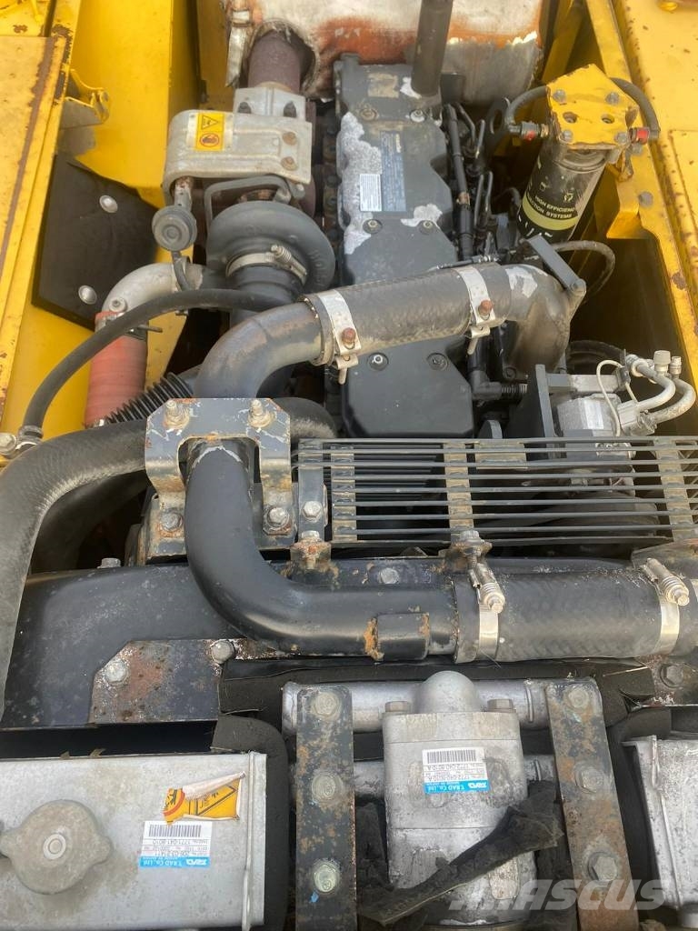 Komatsu PC 240 LC-8 Верижен екскаватор