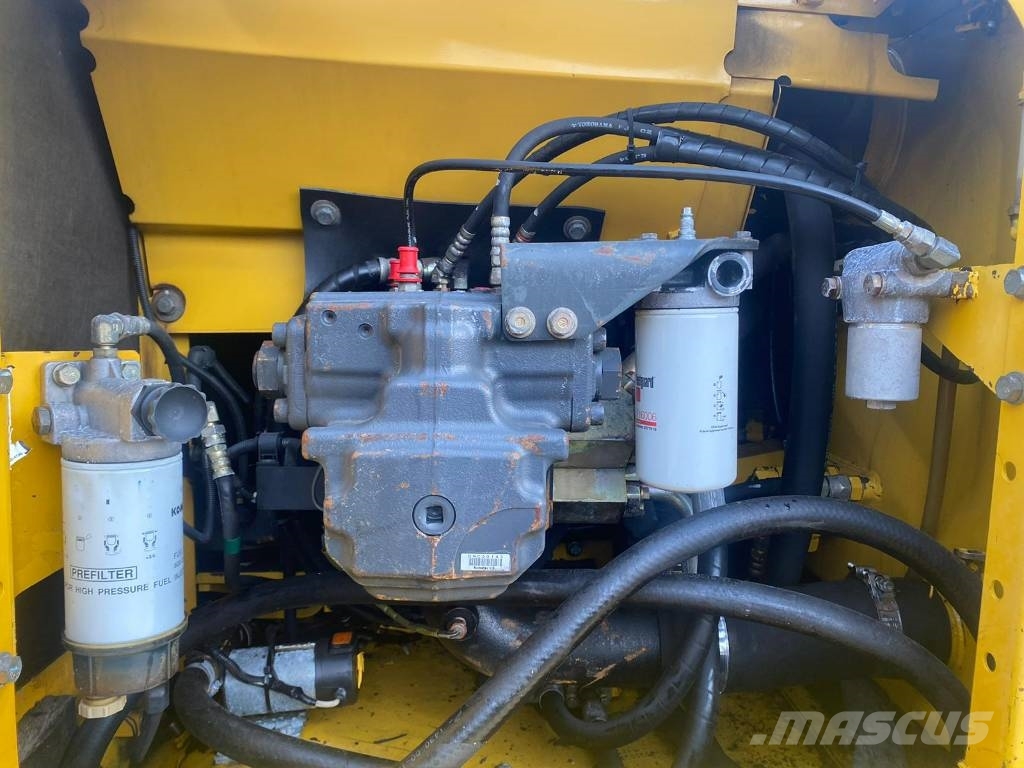 Komatsu PC 240 LC-8 Верижен екскаватор