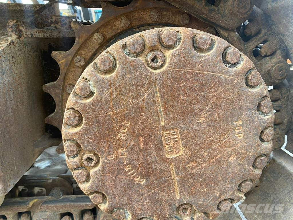 Komatsu PC 240 LC-8 Верижен екскаватор