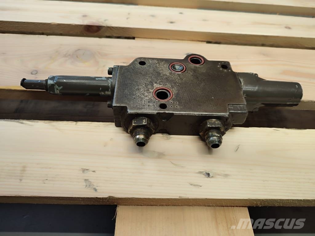 Rexroth Case IH Hydraulic distributor section 0521610081 Hydraulik