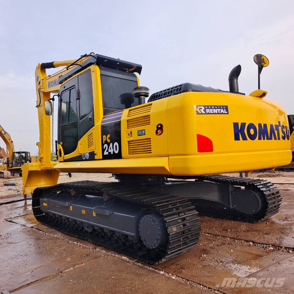 Komatsu PC 240 LC-8 - 28th Anniversary Promotion Price Vikšriniai ekskavatoriai