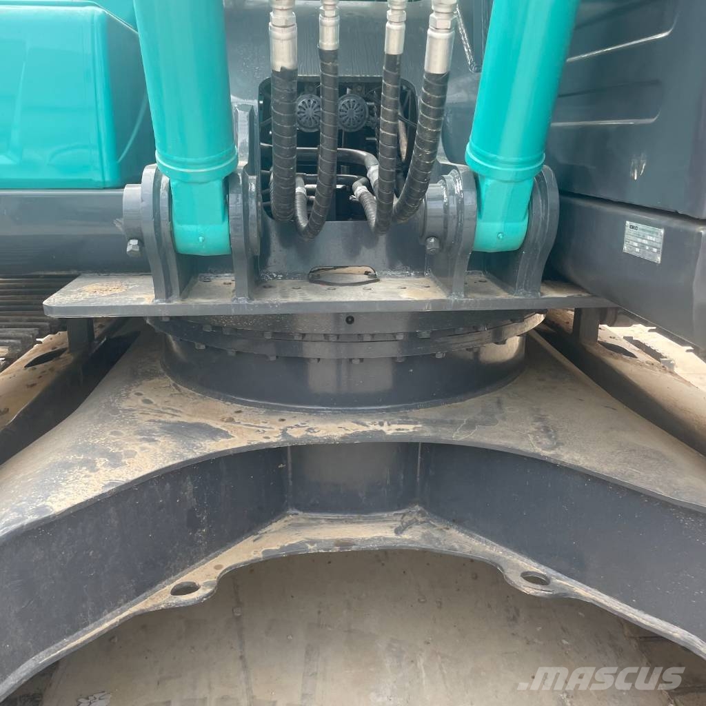 Kobelco SK 200 D Kāpurķēžu ekskavatori