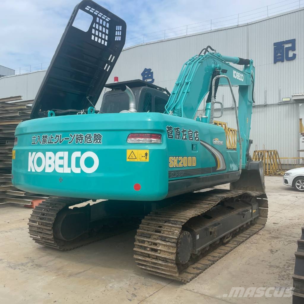 Kobelco SK 200 D Kāpurķēžu ekskavatori