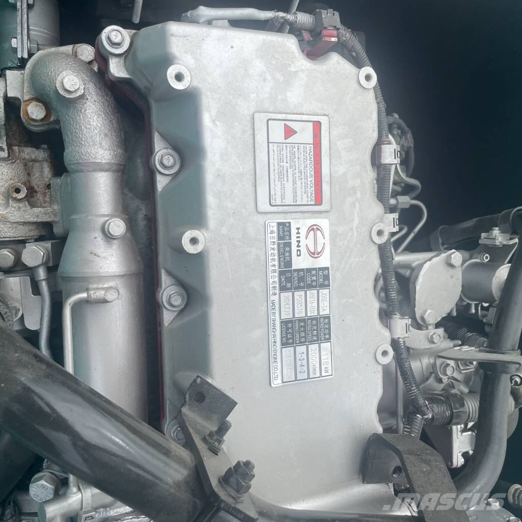 Kobelco SK 200 D Kāpurķēžu ekskavatori