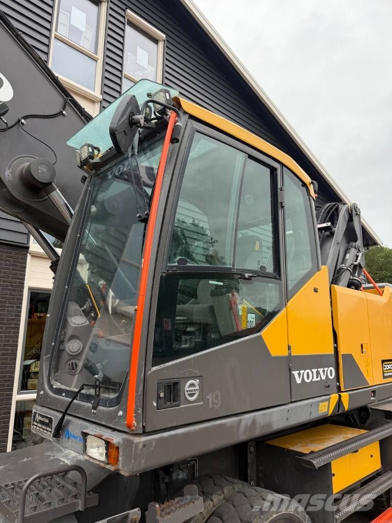 Volvo EW 240 E MH Materialumschlag