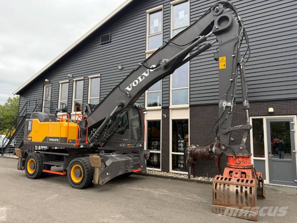 Volvo EW 240 E MH Materialumschlag