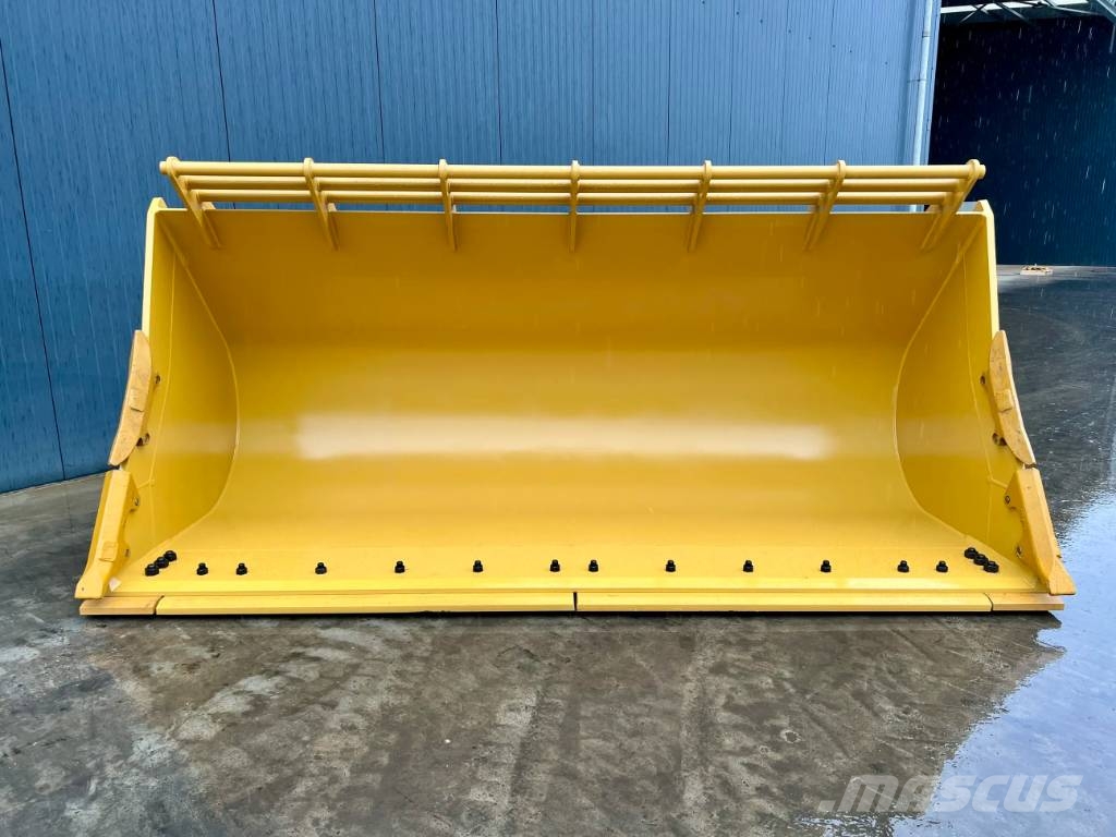 CAT 980K incl. cutting edge + side protectors Bakken