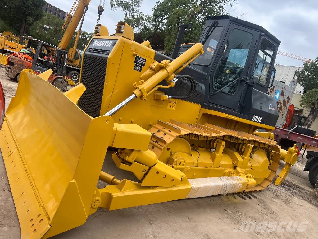Shantui SD 16 Shanghai largest supplier Buldooserid