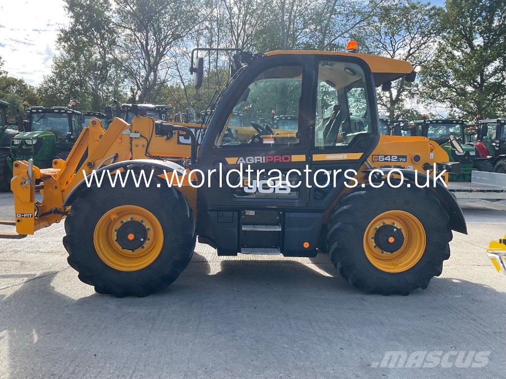 JCB 542-70 Agri Pro Telehandlers for agriculture
