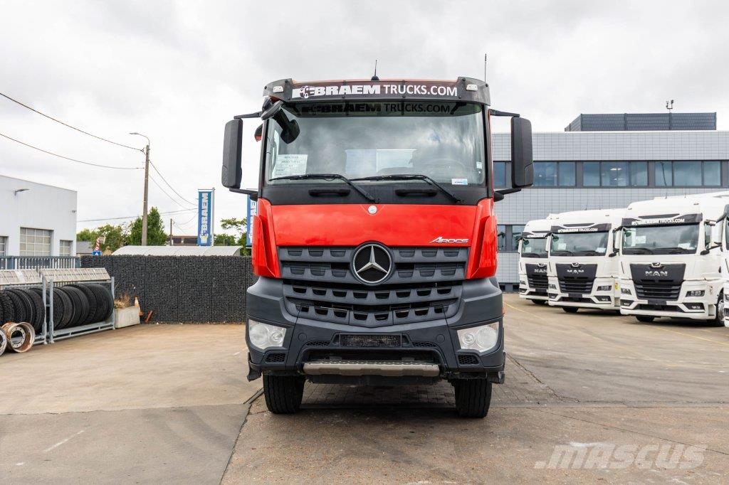 Mercedes-Benz AROCS 1840 AS - 4X4 (cardan)+MANUAL+KIPHYDR. Camiones tractor
