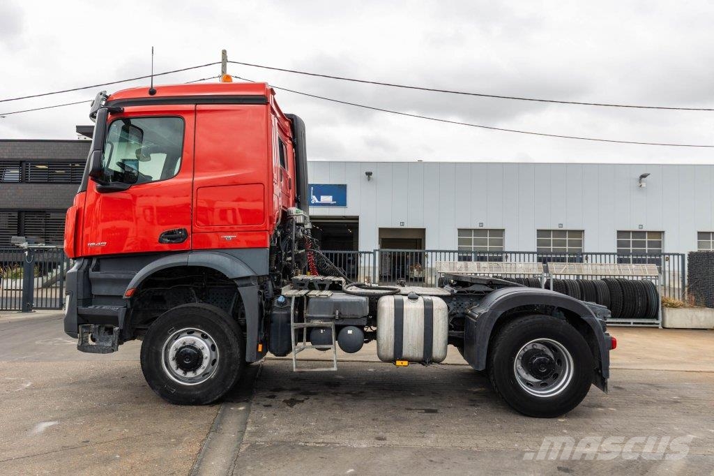 Mercedes-Benz AROCS 1840 AS - 4X4 (cardan)+MANUAL+KIPHYDR. Camiones tractor