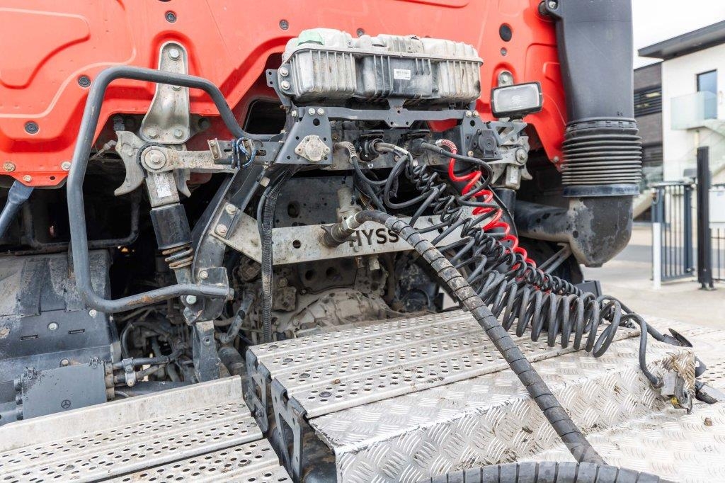 Mercedes-Benz AROCS 1840 AS - 4X4 (cardan)+MANUAL+KIPHYDR. Τράκτορες