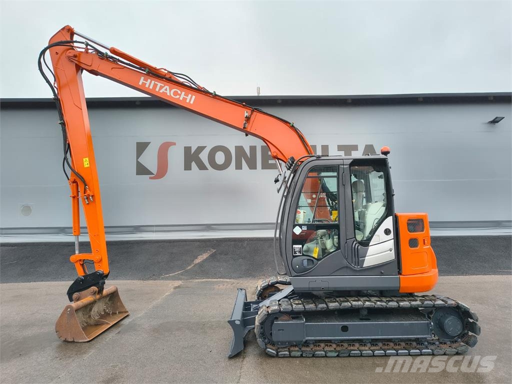 Hitachi ZX85US-5 PITKÄLLÄ PUOMILLA 中型挖掘机