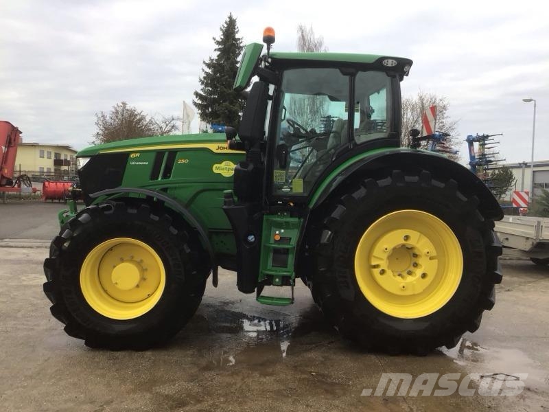 John Deere 6R 250 曳引機