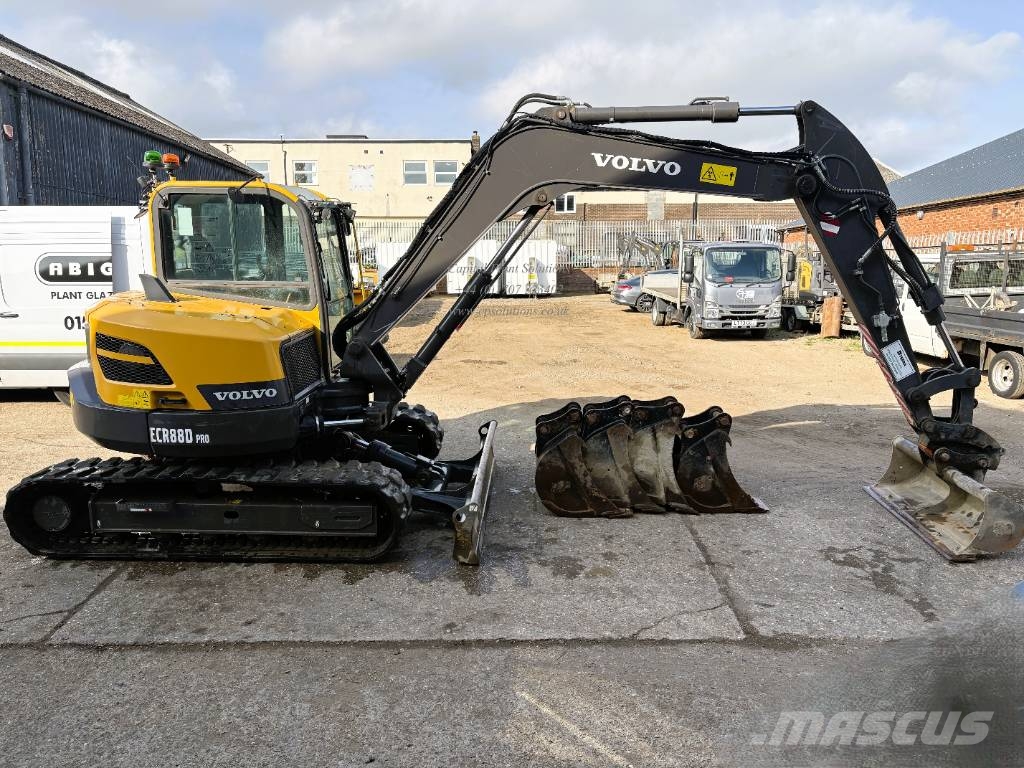 Volvo ECR 88 D PRO Közepes (midi) kotrók 7 t - 12 t
