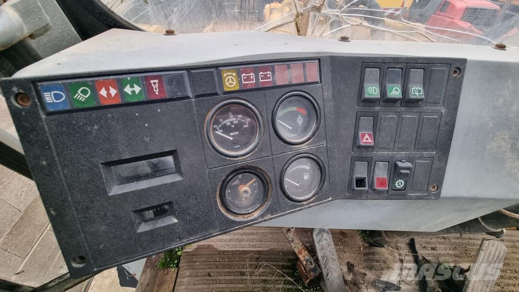 Hanomag 70 E Carregadeiras de rodas