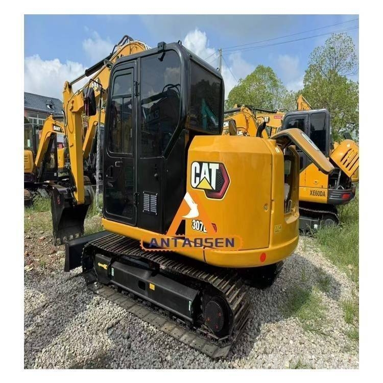 CAT 307E2 소형 굴삭기 7톤 미만
