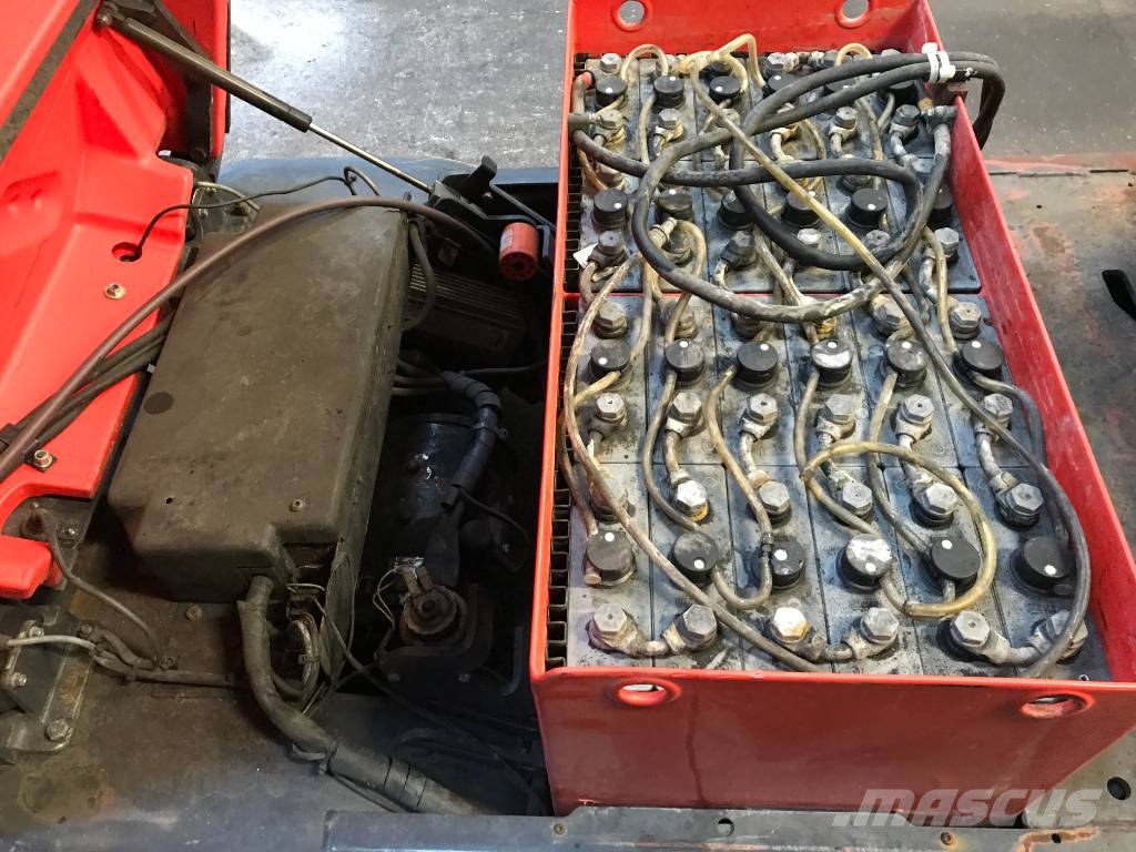Linde P 60Z V-3169 EO شاحنة قاطرة