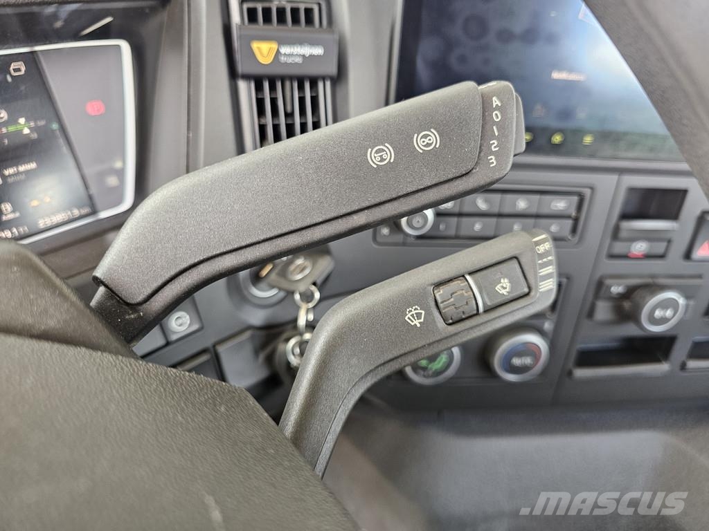 Volvo FMX 500 / 6X6 / AJK HOOKLIFT 20T / HUB REDUCTION شاحنات الرافعات الخطافية