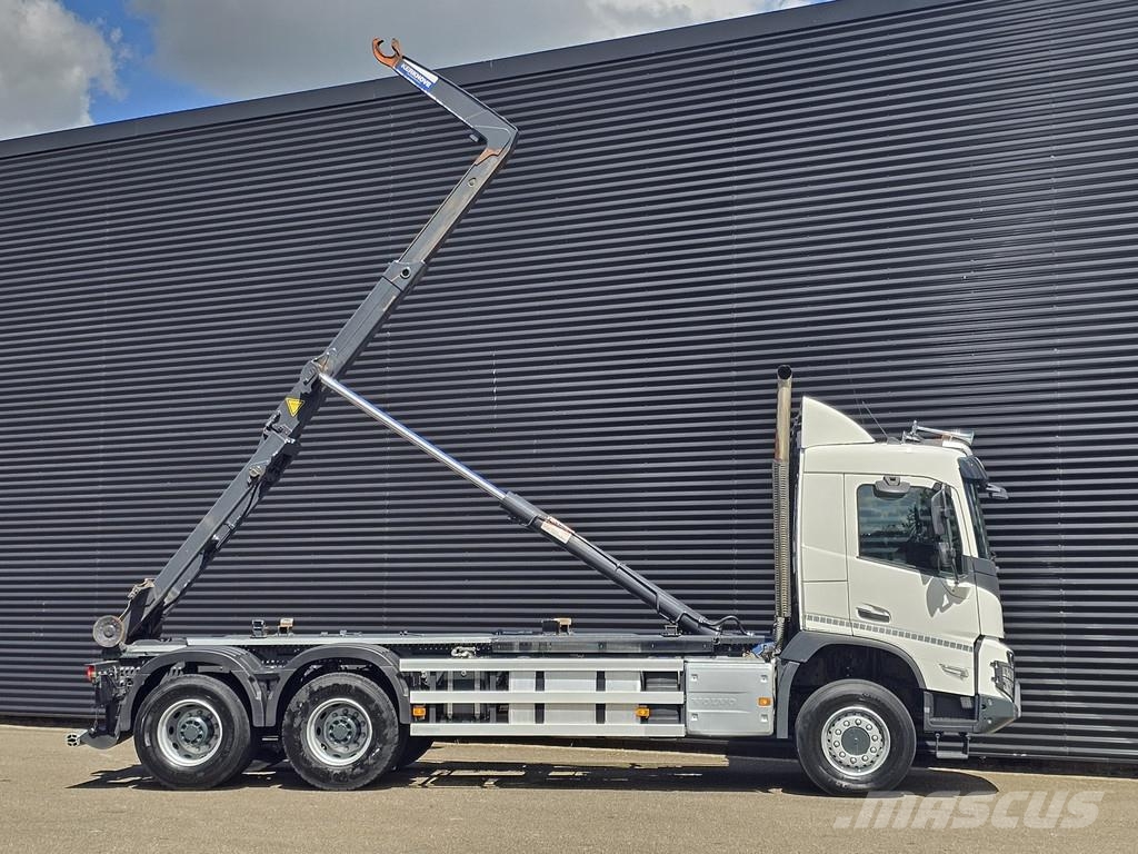 Volvo FMX 500 / 6X6 / AJK HOOKLIFT 20T / HUB REDUCTION شاحنات الرافعات الخطافية