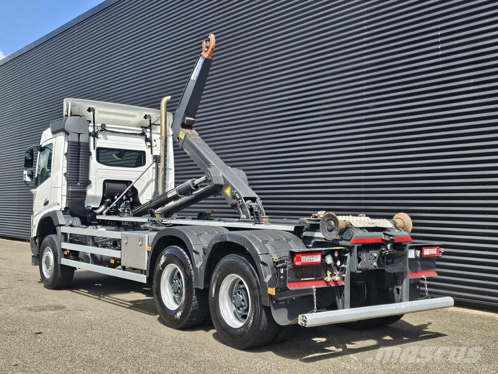 Volvo FMX 500 / 6X6 / AJK HOOKLIFT 20T / HUB REDUCTION شاحنات الرافعات الخطافية