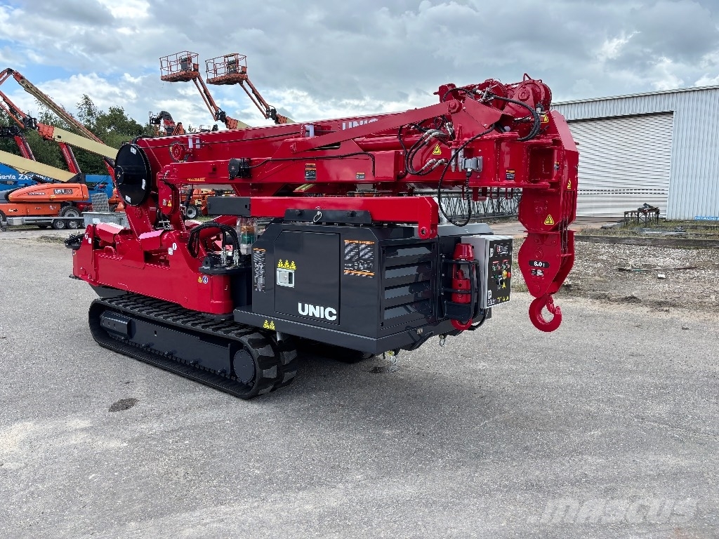 Unic URW 806-3 Macara teren accidentat