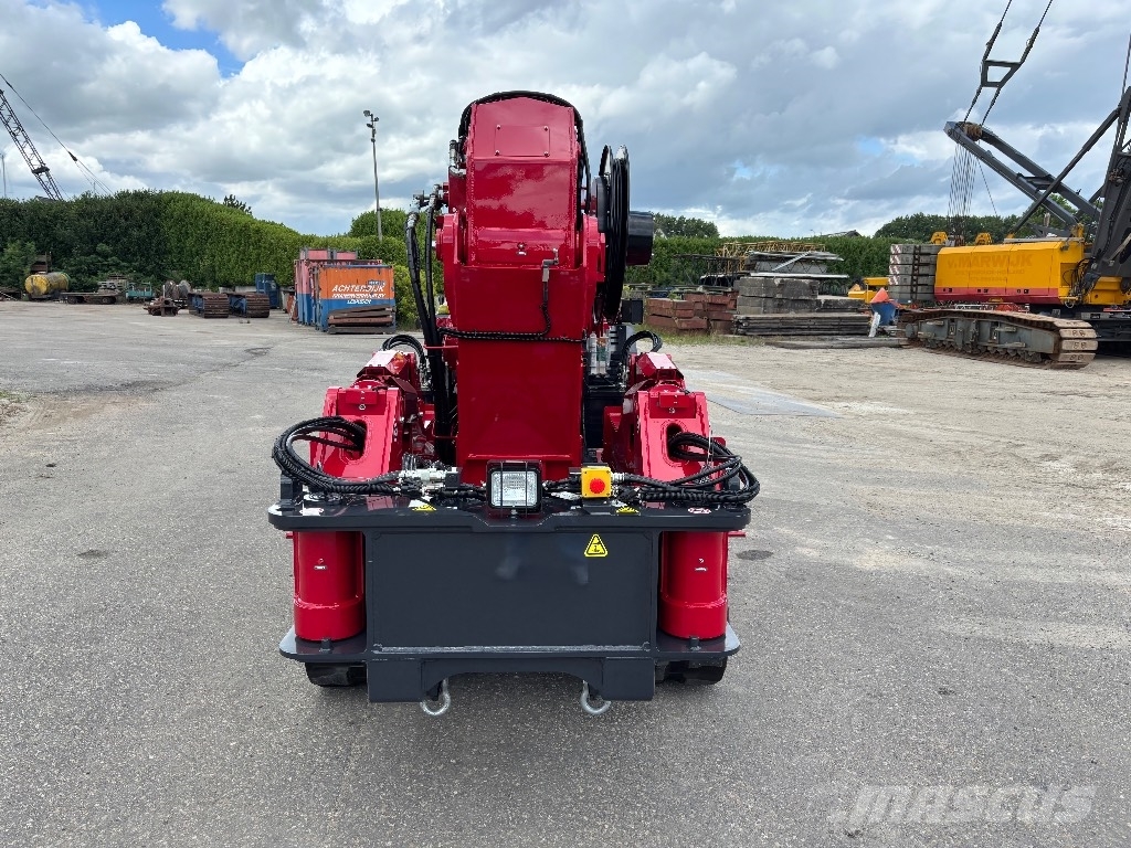 Unic URW 806-3 Macara teren accidentat