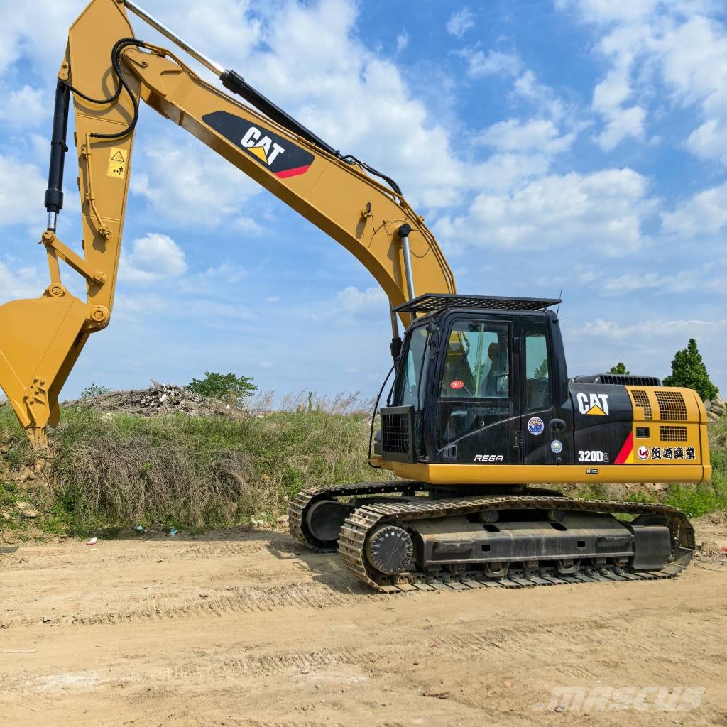 CAT 320 D Kāpurķēžu ekskavatori