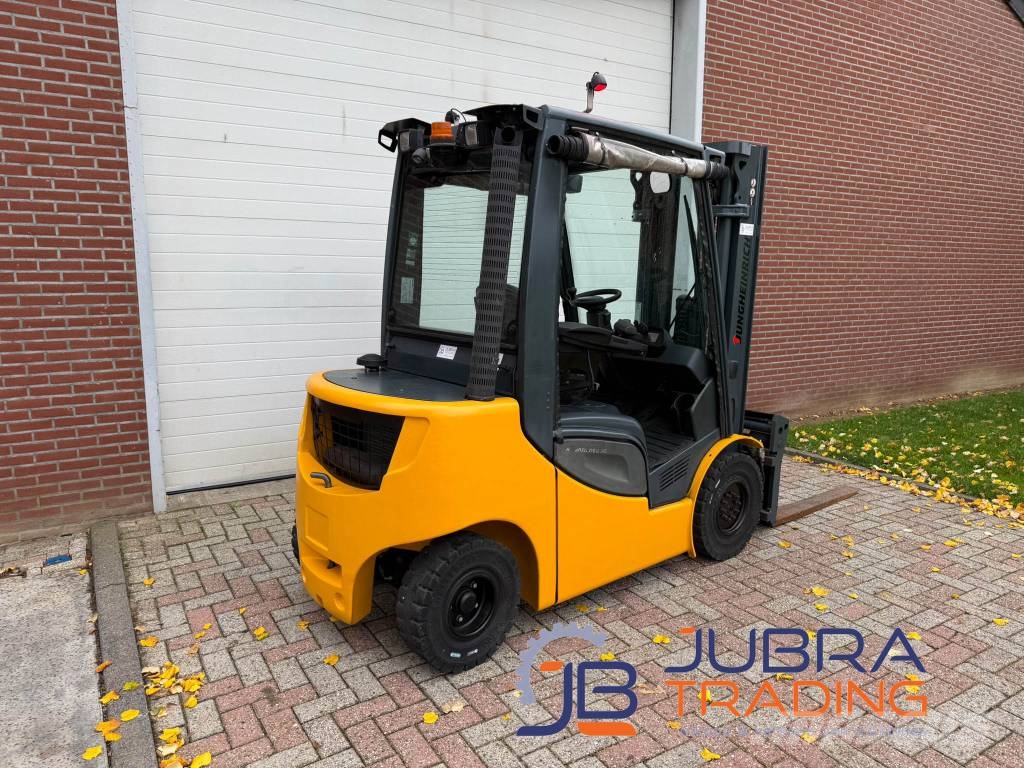 Jungheinrich DFG425S Diesel Trucker