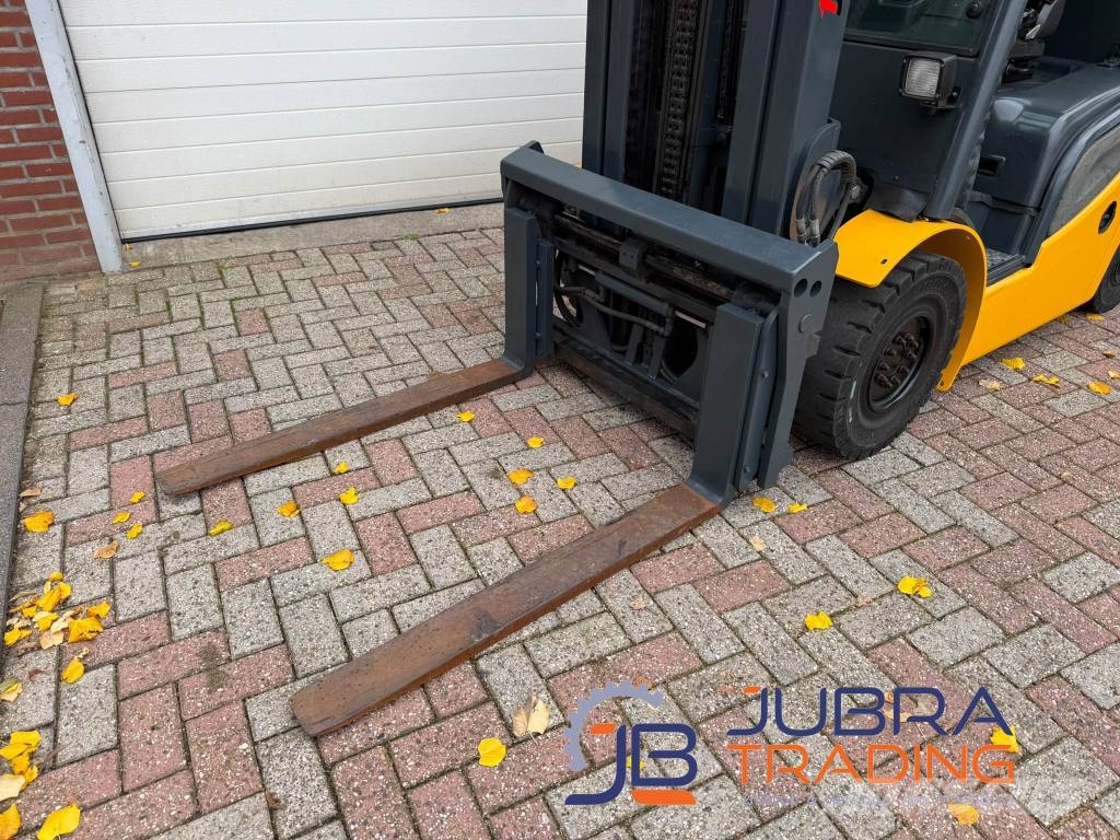 Jungheinrich DFG425S Diesel Trucker