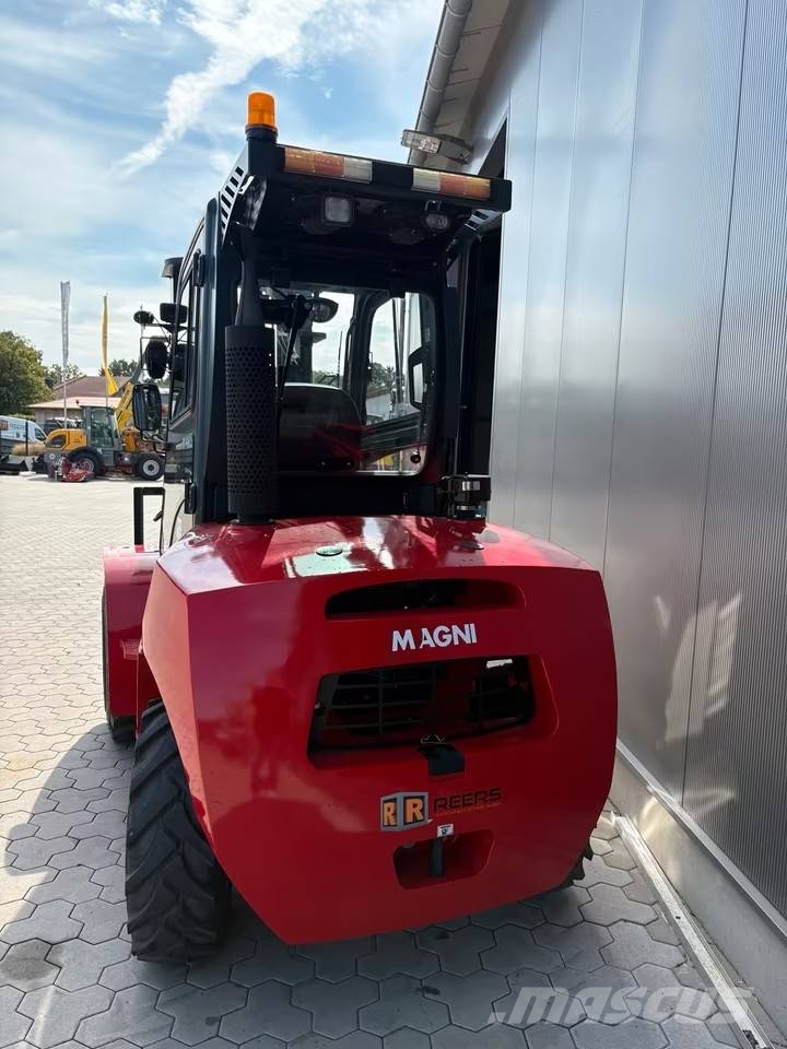 Magni FL 3,5 معدات البناء - غير ذلك