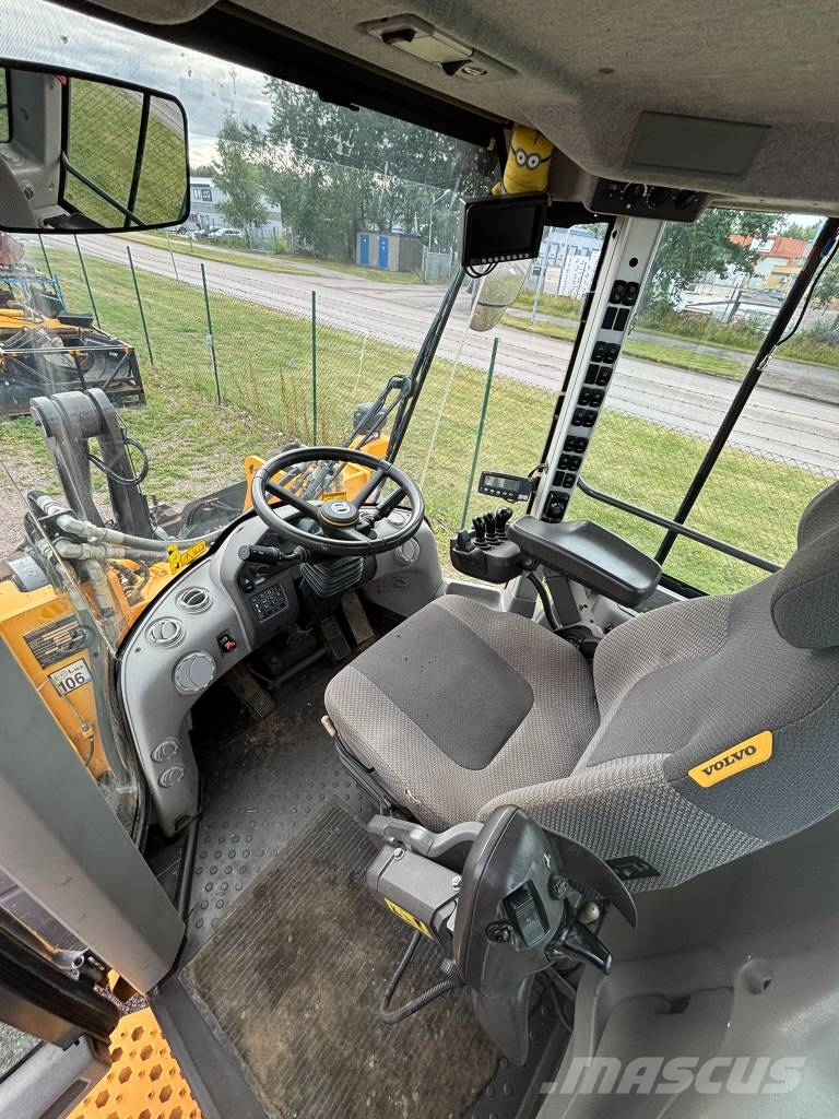 Volvo l120 轮式装载机