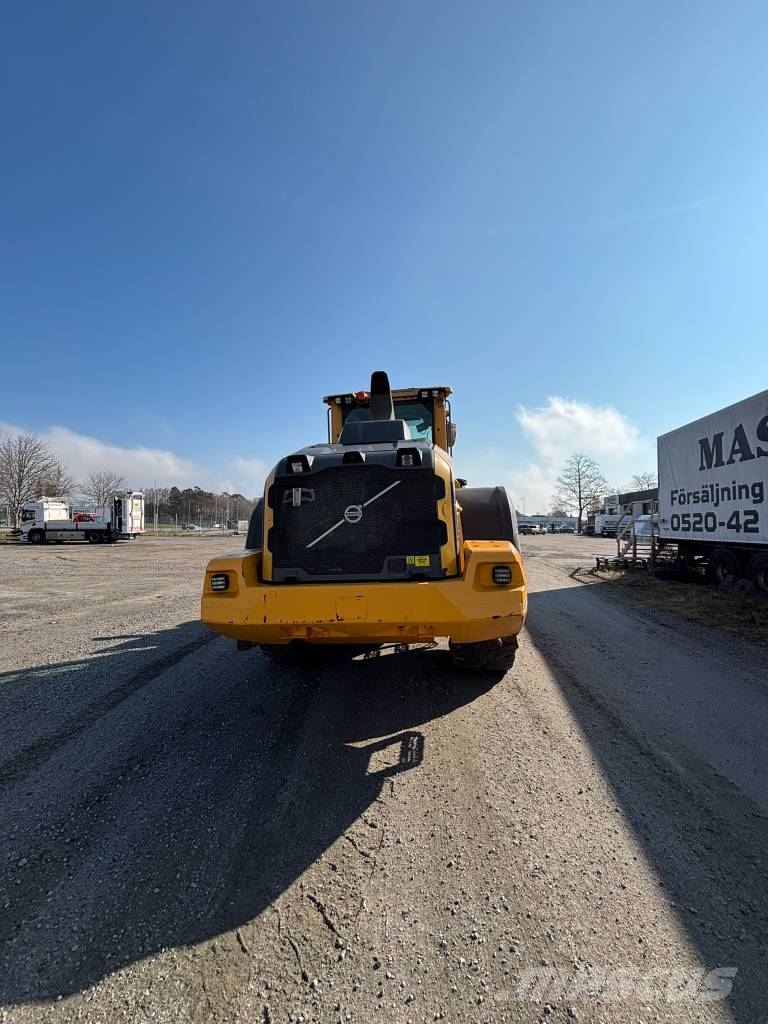 Volvo l120 轮式装载机