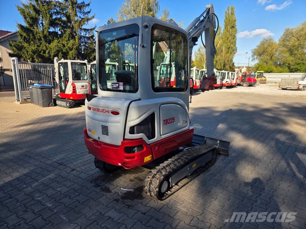 Takeuchi TB 225 Miniexcavadoras