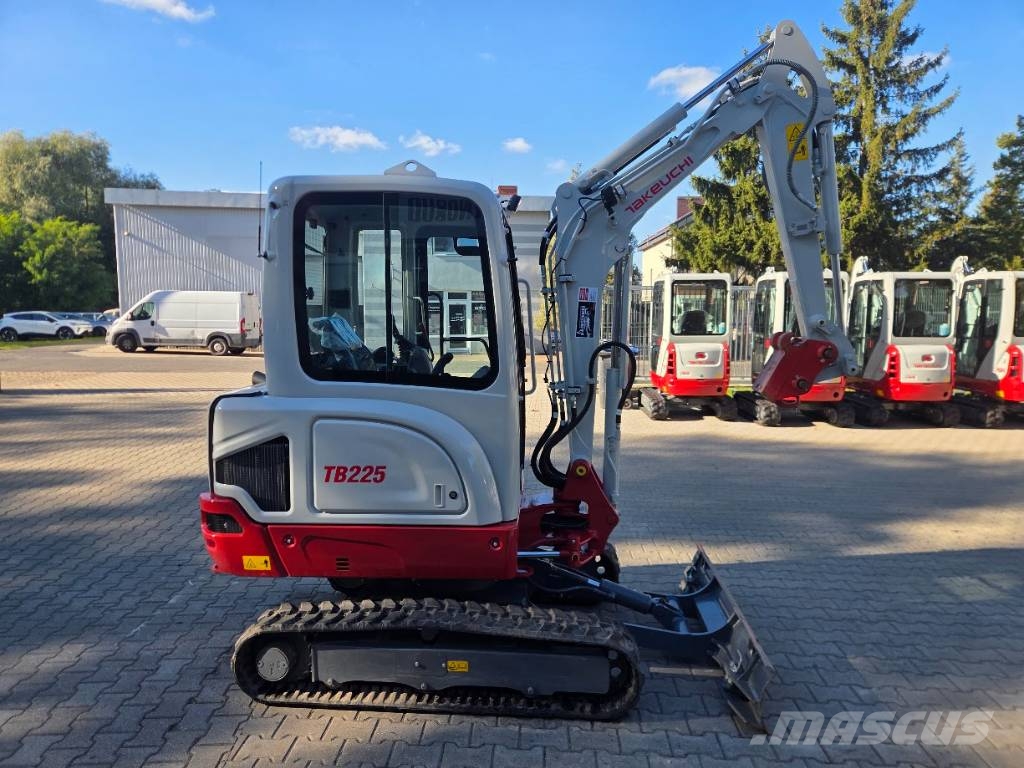 Takeuchi TB 225 Miniexcavadoras