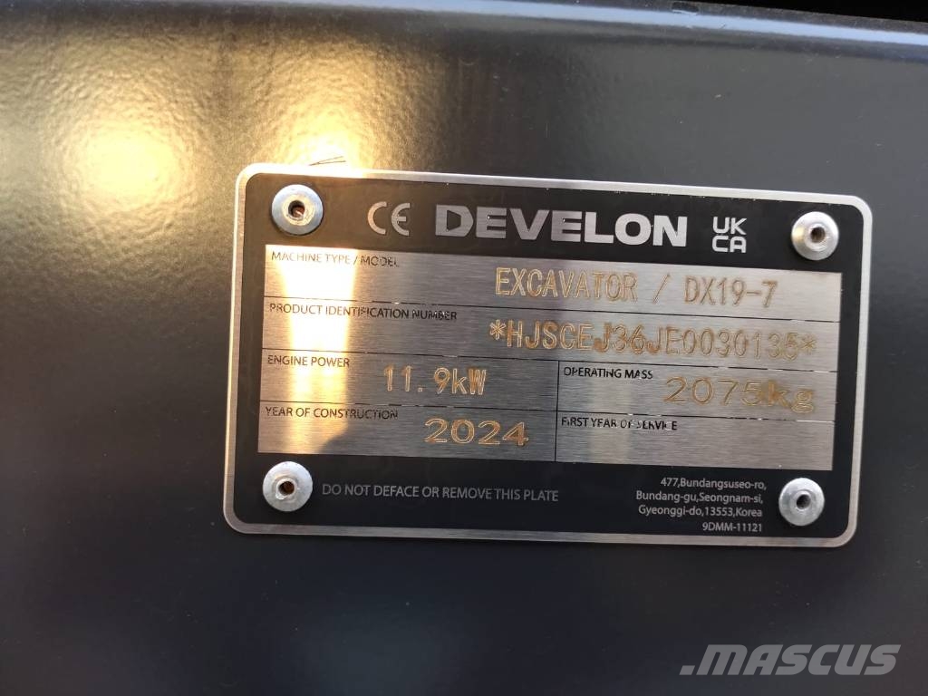 Develon DX 19-7 حفارات صغيرة أقل من 7 طن (حفارات صغيرة)