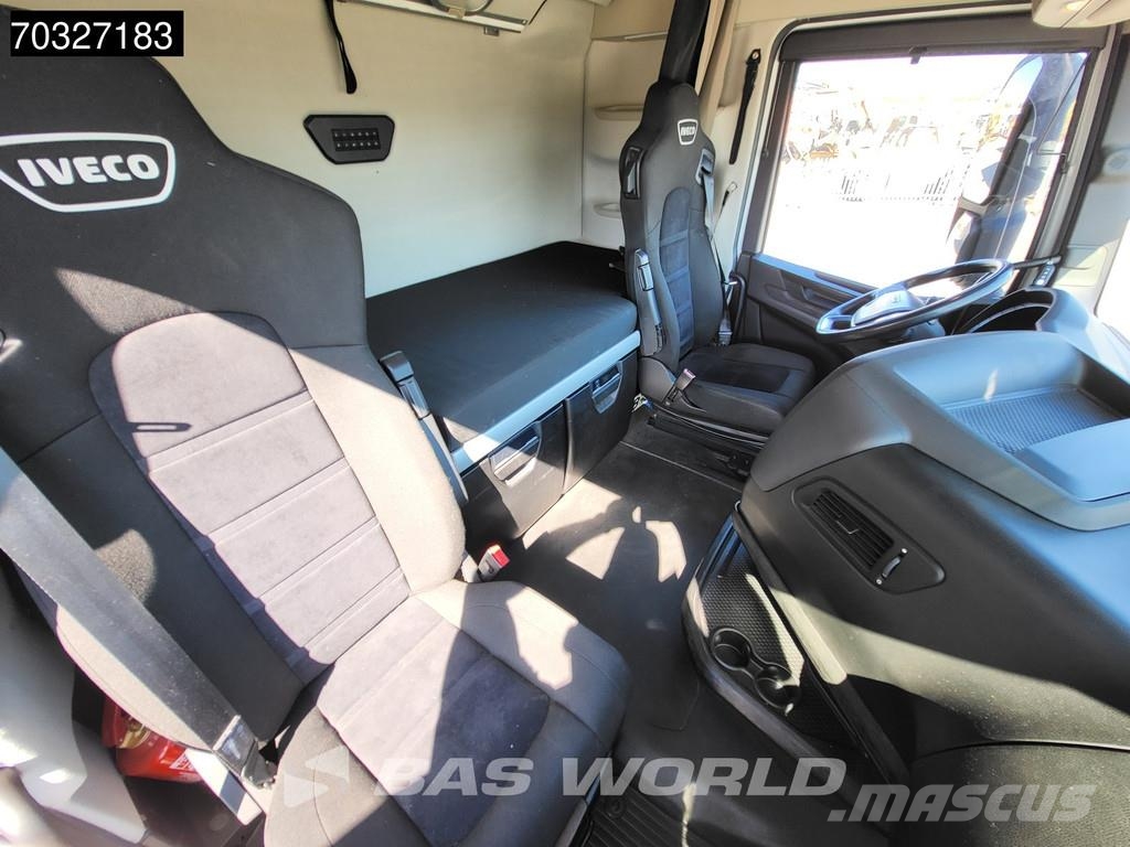 Iveco S-Way 510 4X2 Retarder 2xTanks Standklima ACC Navi Vetopöytäautot