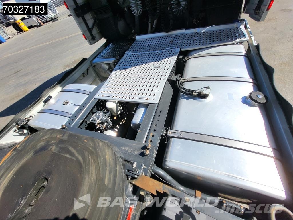 Iveco S-Way 510 4X2 Retarder 2xTanks Standklima ACC Navi Vetopöytäautot