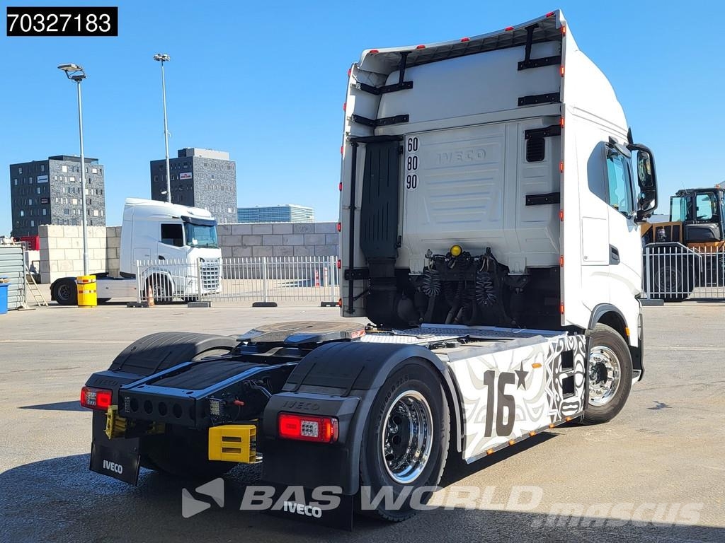 Iveco S-Way 510 4X2 Retarder 2xTanks Standklima ACC Navi وحدات الجر