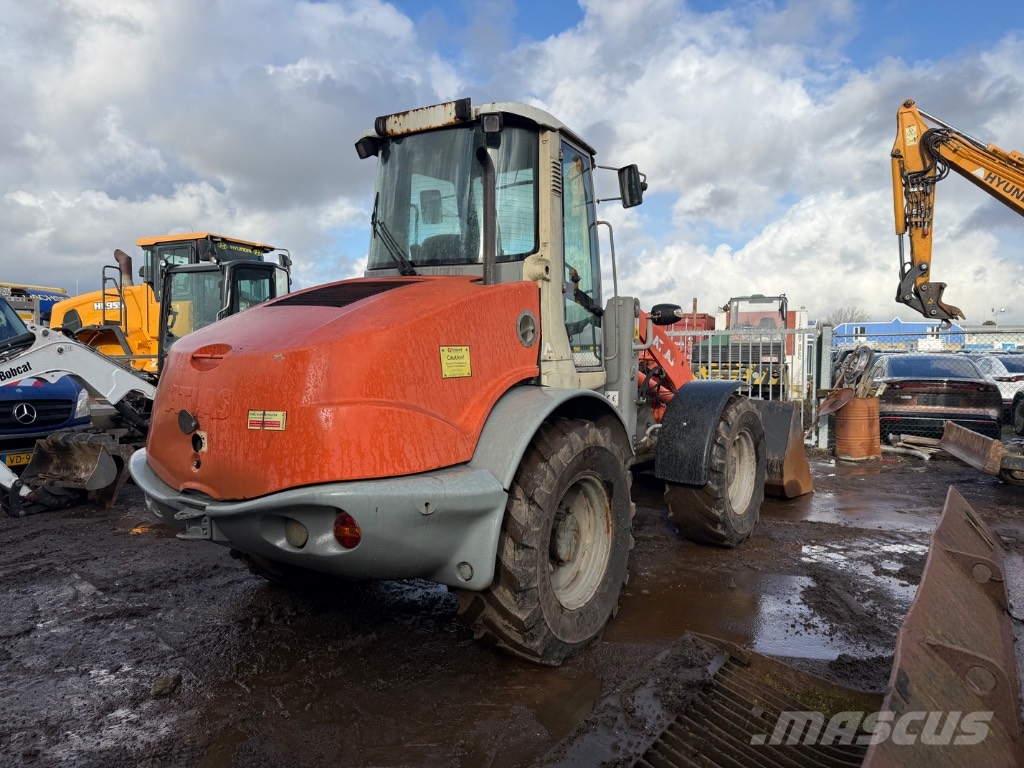 Atlas 95 Chargeuse sur pneus