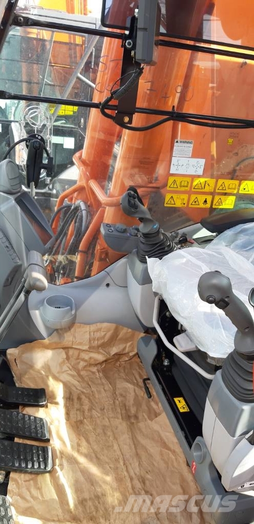 Hitachi ZX 300 LC - 6 , Uthyres Kāpurķēžu ekskavatori