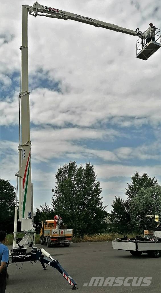 Cela Crawler DT25 Teleskoop poomtõstukid