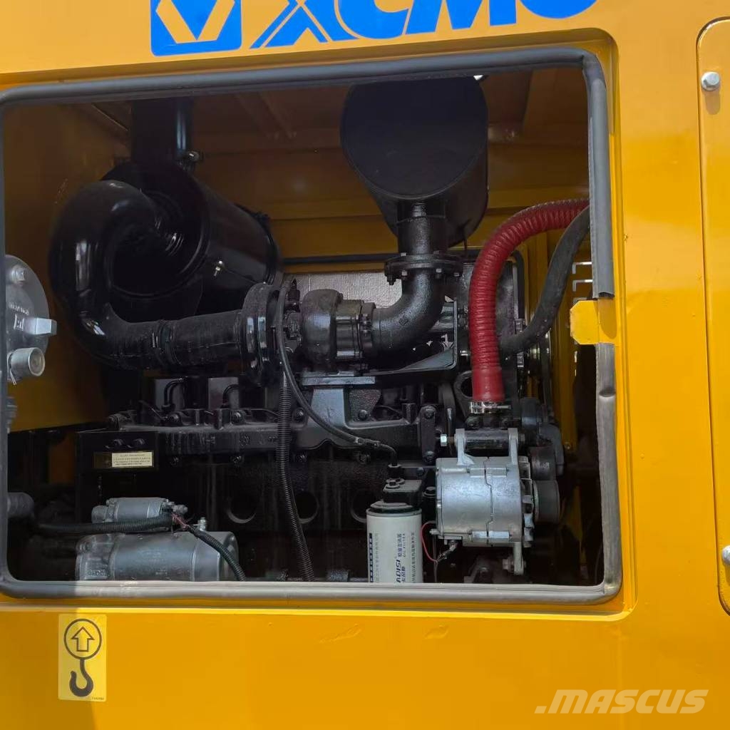 XCMG gr 1803 معدات تمهيد الطرق
