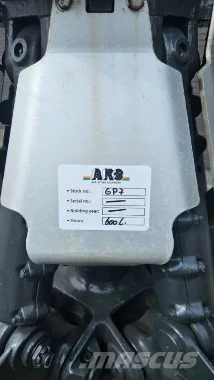 Liebherr GM65 600L + likufix MH40 + Lifting hook 抓斗